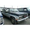 Image 3 : 90 GMC Suburban 4 Dr  SUV - T - DRIVE
