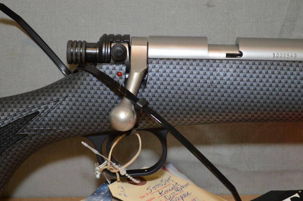 Knight Model Disc Extreme .50 Perc cal Bolt Action Inline Black Powder ...