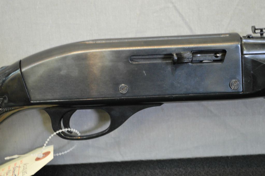 Remington Nylon 66 Black Diamond 22 Lr Cal Tube Fed Semi Auto Rifle W 19 1 2 Bbl Blued Finish