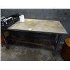 Image 1 : Metal Table