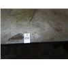 Image 2 : Metal Table