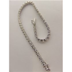 180-13549:14K white gold diamond tennis bracelet