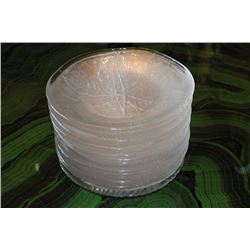 SET OF 16 GLASS LEAF PATTERNED PLATES