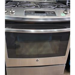 GE SLIDE IN SELF CLEAN RANGE