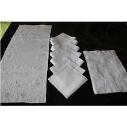 SET OF IRISH LINEN-EMBROIDERED ROSE- RUNNER 39"X