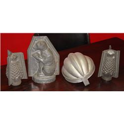 SET OF 4 VINTAGE JELLO MOLDS