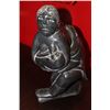 Image 2 : INUIT SOAPSTONE CARVING MOTHER & CHILD