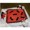 Image 4 : HALLOWEEN TREAT PLATE WITH WITCH,DEVIL &