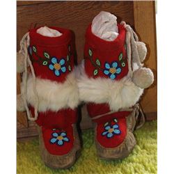 CHILD'S MUKLUKS 6 1/2" L X 8 5/8" H