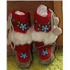 Image 1 : CHILD'S MUKLUKS 6 1/2" L X 8 5/8" H