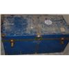 Image 1 : SMALL BLUE  TRUNK LOADED