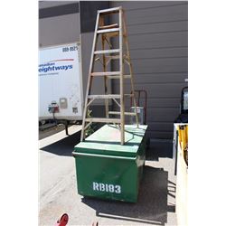 METAL JOB SITE TOOL STORAGE BOX, CONTENTS AND ALUMINUM LADDER