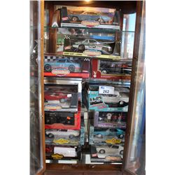 GROUP OF 12 DIECAST METAL COLLECTORS CARS