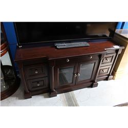 TV ENTERTAINMENT CABINET