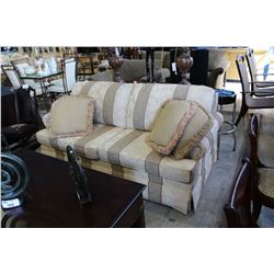 LIVING ROOM 2 SEATER UPHOLSTERED SOFA - 2 TONE BEIGE WITH 4 THROW CUSHIONS