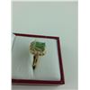 Image 3 : LADIES 14KT YELLOW GOLD NATURAL EMERALD AND DIAMOND SET DRESS RING WITH 14 DIAMONDS, APPROX