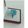 Image 3 : 14KT WHITE GOLD SIMULATED BLUE TOPAZ AND DIAMOND SET LADIES DRESS RING WITH 32 DIAMONDS, APPROX