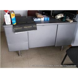 METAL DESK