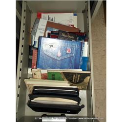 LOT: FORD OWNERS GUIDES