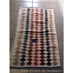 26"x48" THROW RUG