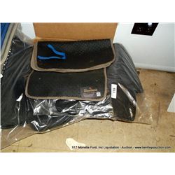LOT: VEHICLE FLOOR MATS