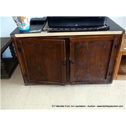 2-DOOR CABINET