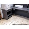 Image 4 : SHELVING & DESK UNIT