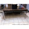 Image 1 : TABLE