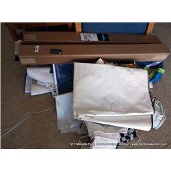 LOT: ASSORTED BANNERS