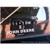 Image 5 : JOHN DEERE 5203-2WD & 510 BUCKET 3 POINT LIFT, PTO, 1 HYDRAULIC OUTLET, 641 HOURS