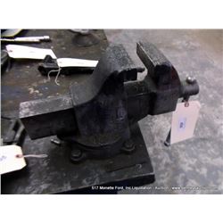 COLOMBIAN 6" VISE W/ WORK TABLE