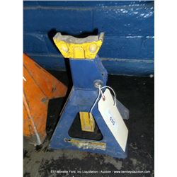 JACK STAND