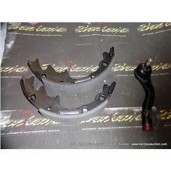 LOT: BRAKE PADS & ROD