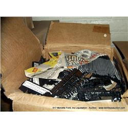 LOT: MONETTE FORD STICK ON PINS