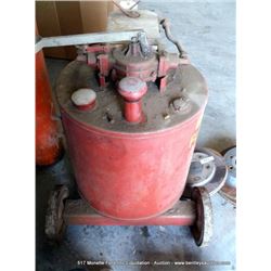 FORD ROTUNDA 30-GALLON TANKER