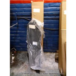LOT: DEFLECTOR, MOULDING