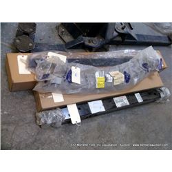 LOT: BRACKET, MOULDING, AL32Z 16-CARGO MINI CHROME, HPO FORD FOCUS
