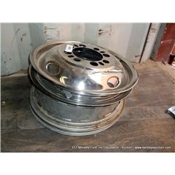 TRUCK HUBCAPS 4X MONEY