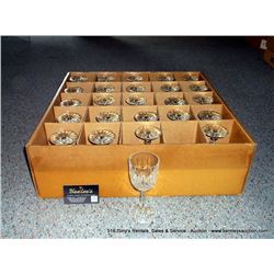 BOX: WHITE WINE GALAXY GLASSES 25X THE MONEY