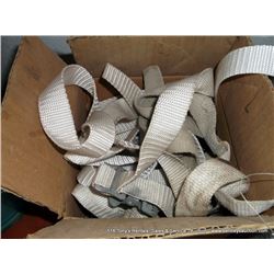 BOX: STRAPS