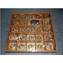 BOX: CLEAR GLASS CUP'S 25X THE MONEY