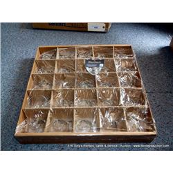 BOX: CLEAR GLASS CUP'S 25X THE MONEY