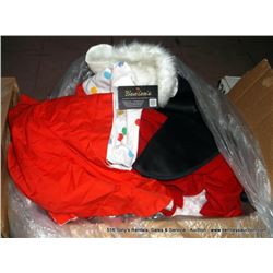 LOT: CHRISTMAS DECORATIONS