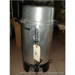 WEST BEND-HOT LIQUID DISPENSER