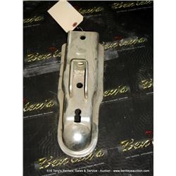 HITCH ACCESSORY-COUPLER
