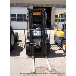TCM FG25N5C 5000 LBS CAPACITY PROPANE FORKLIFT SERIAL # A31F58332, 1 KEY