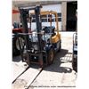 Image 2 : TCM FG25N5C 5000 LBS CAPACITY PROPANE FORKLIFT SERIAL # A31F58332, 1 KEY