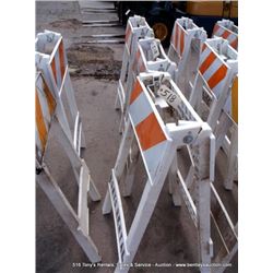 FOLDING CAUTION SIGNS 3X MONEY