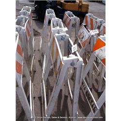 FOLDING CAUTION SIGNS 3X MONEY