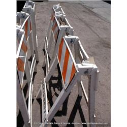 FOLDING CAUTION SIGNS 3X MONEY